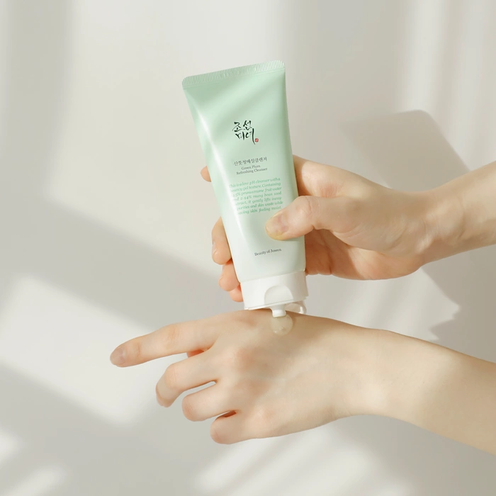 Beauty of Joseon Green Plum Refreshing Cleanser - Odświeżająca Pianka Do Twarzy - 100ml