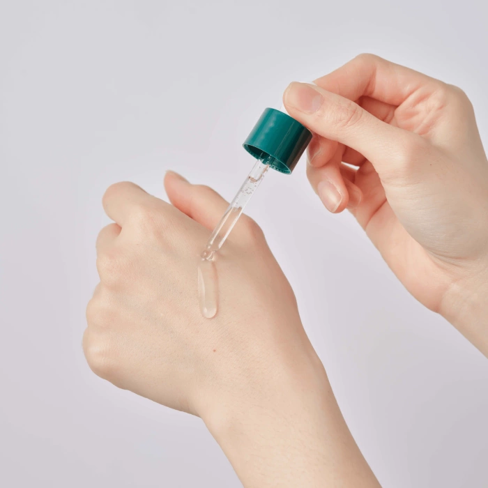 Round Lab Pine Calming Cica Ampoule - Przeciwzapalna Ampułka 30ml