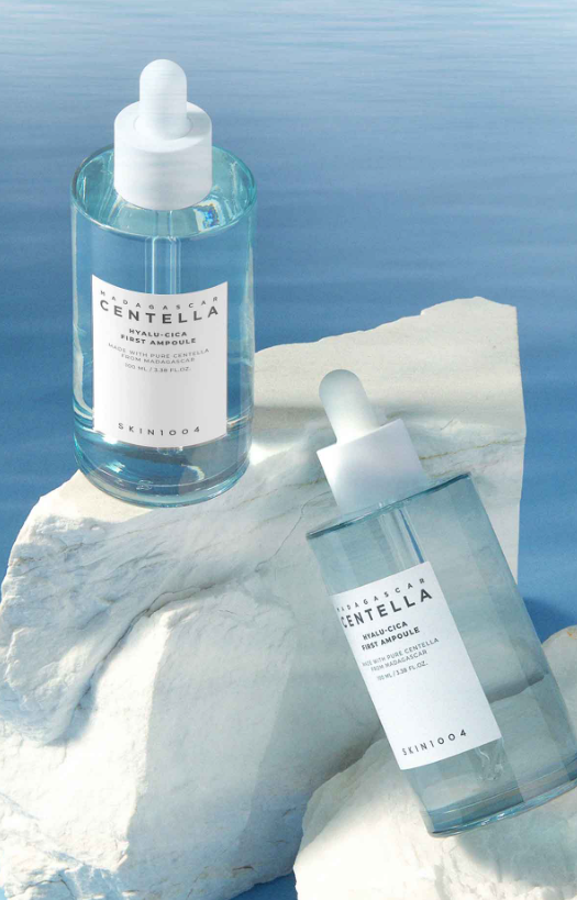 Skin1004 Madagascar Centella HYALU-CICA Ampoule - Wielozadaniowa ampułka nawilżająca 50ml