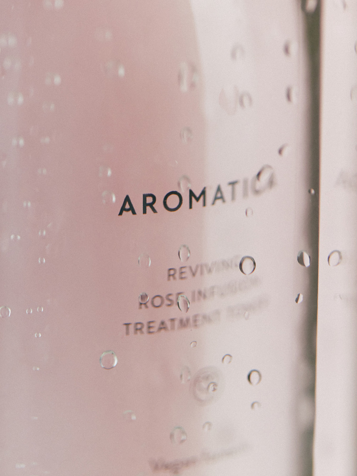 Aromatica Reviving Rose Infusion Treatment Toner - Kojący Tonik Różany - 200ml