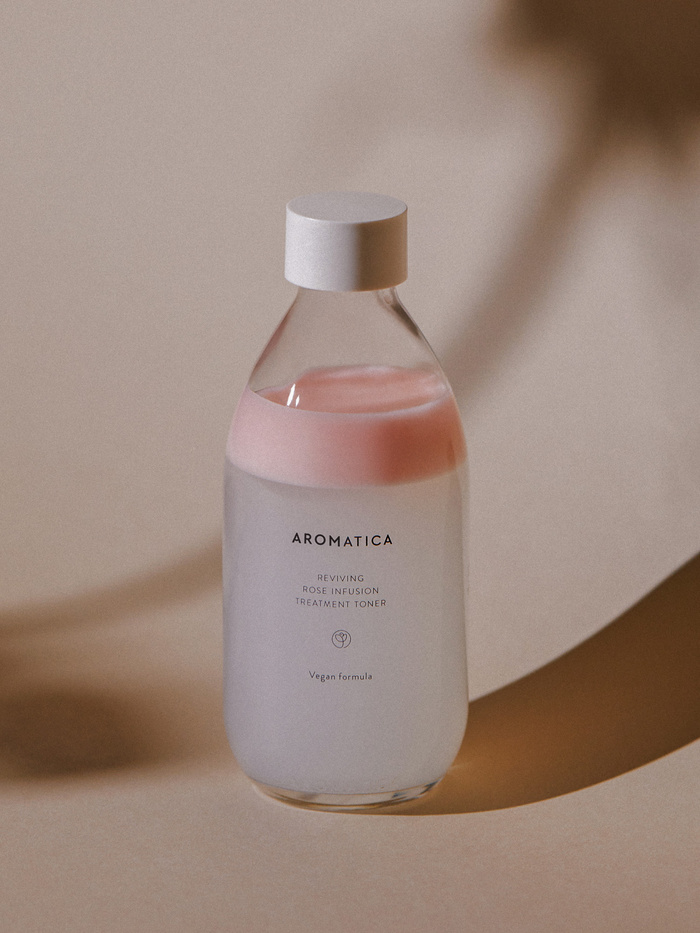 Aromatica Reviving Rose Infusion Treatment Toner - Kojący Tonik Różany - 200ml