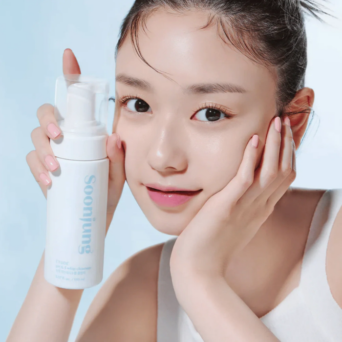 Etude House Soon Jung Whip Cleanser - Oczyszczająca Pianka do Twarzy 150ml