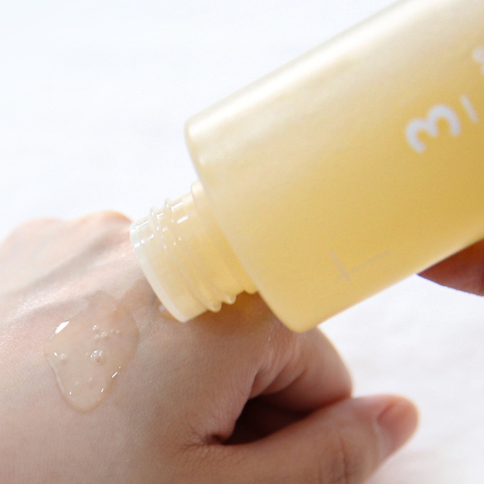 Numbuzin No.3 Super Glowing Essence Toner - Rozświetlający Tonik do Twarzy 200ml