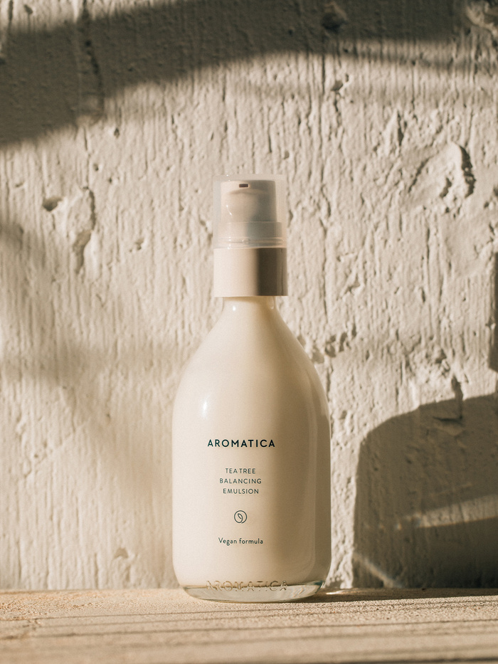 Aromatica Tea Tree Balancing Emulsion - Regulująca Emulsja Do Twarzy - 100ml