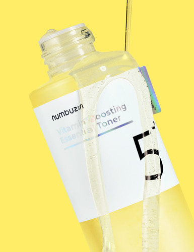 Numbuzin No.5 Vitamin Boosting Essential Toner - Rozjaśniający Tonik do Twarzy 200ml